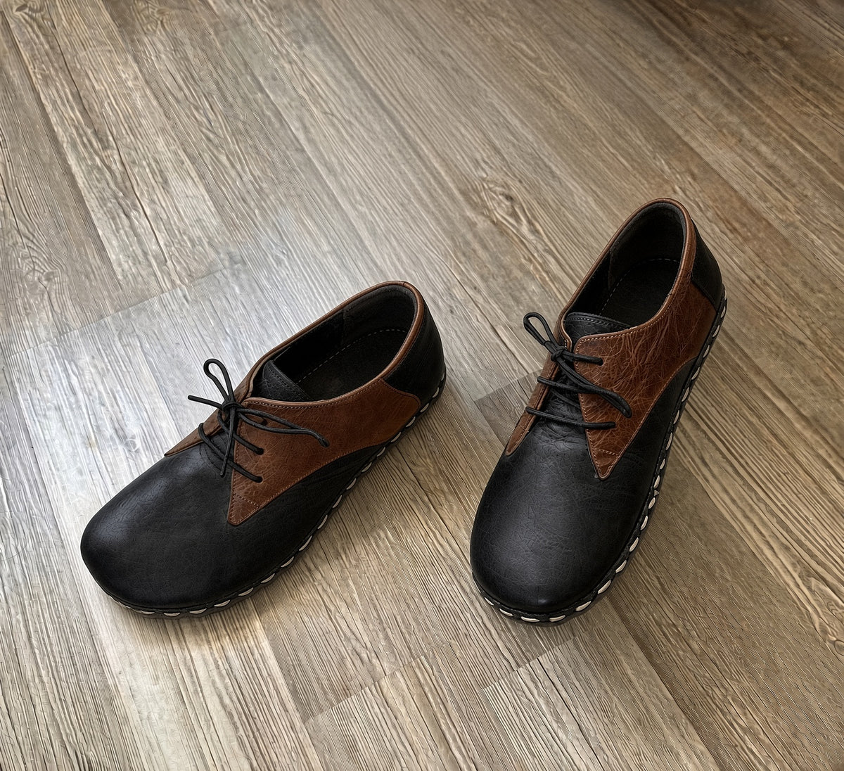 Classic Two-Tone Leather loafers Shoes